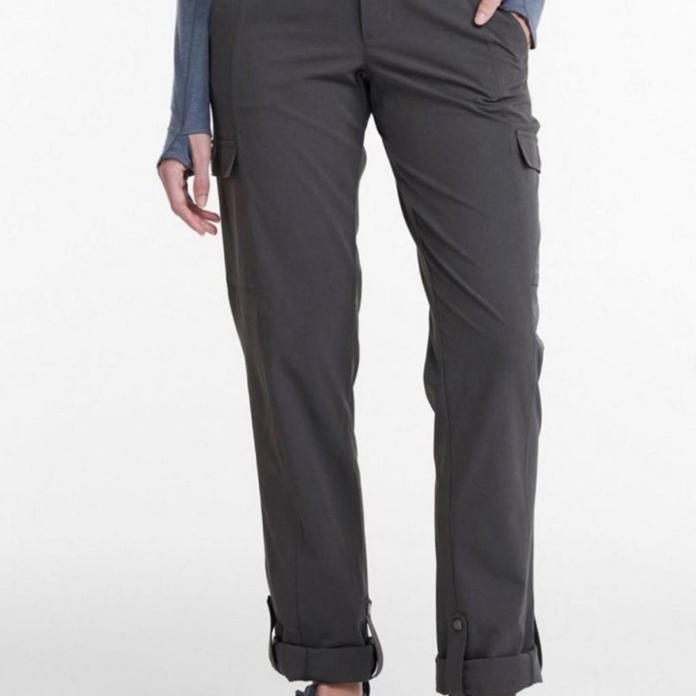 LL Bean Charcoal Gray Mountain Side Cargo Pants size 10 waist 34”R10”L33”